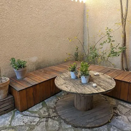 Вілла Maison Cosy Et Jardin *